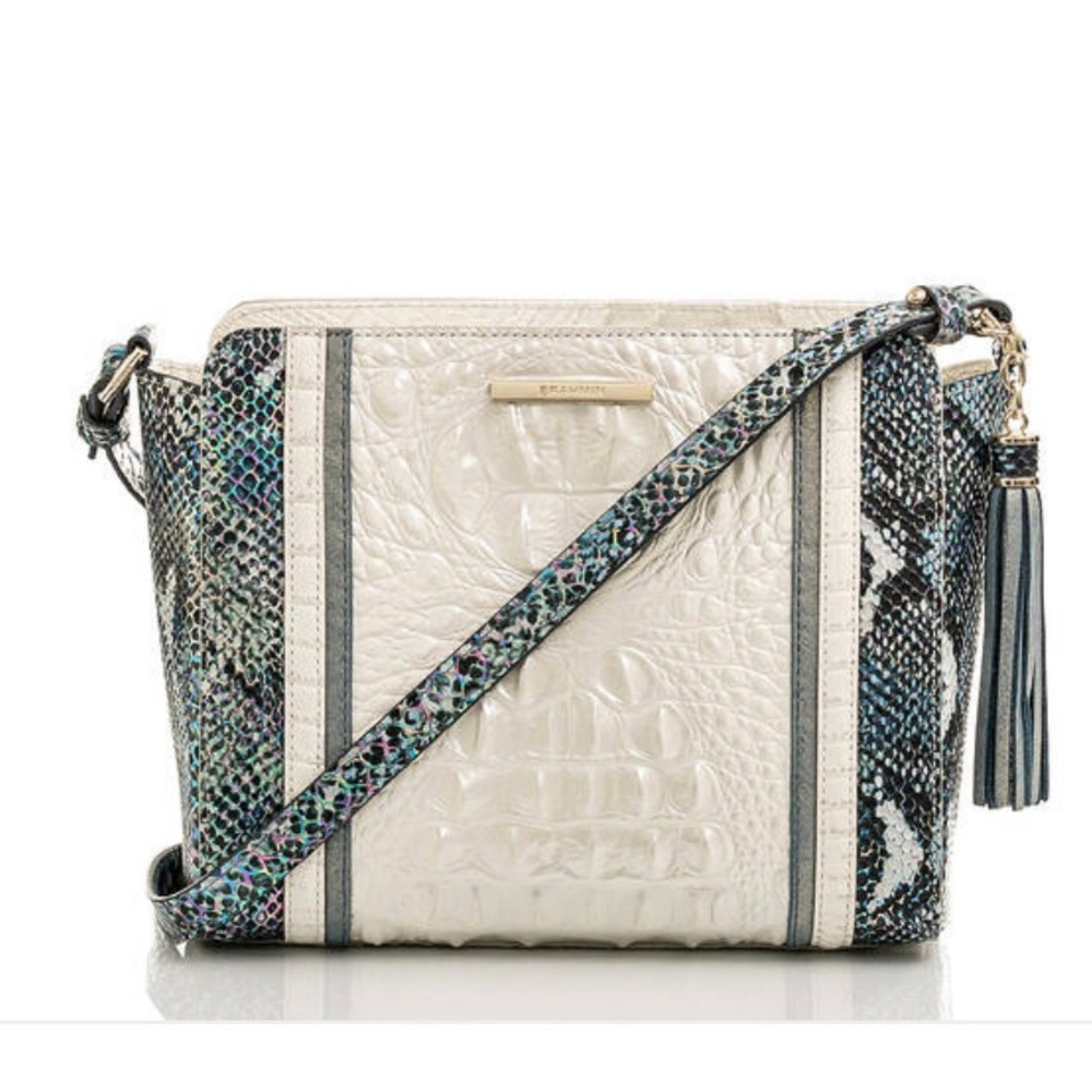Brahmin Carrie in Daydream Junebug, perfect crossbody, gently used.